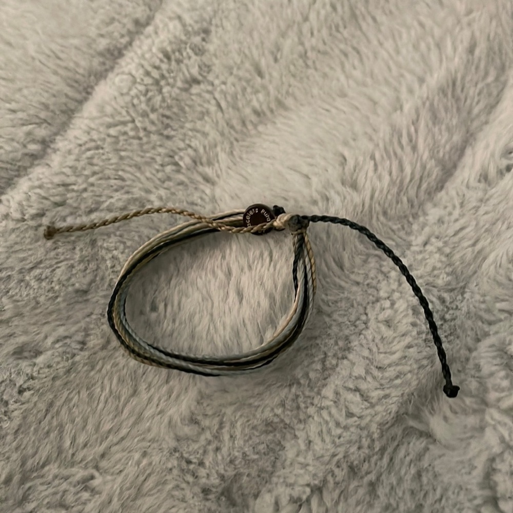Pura Vida 3 String Bracelet